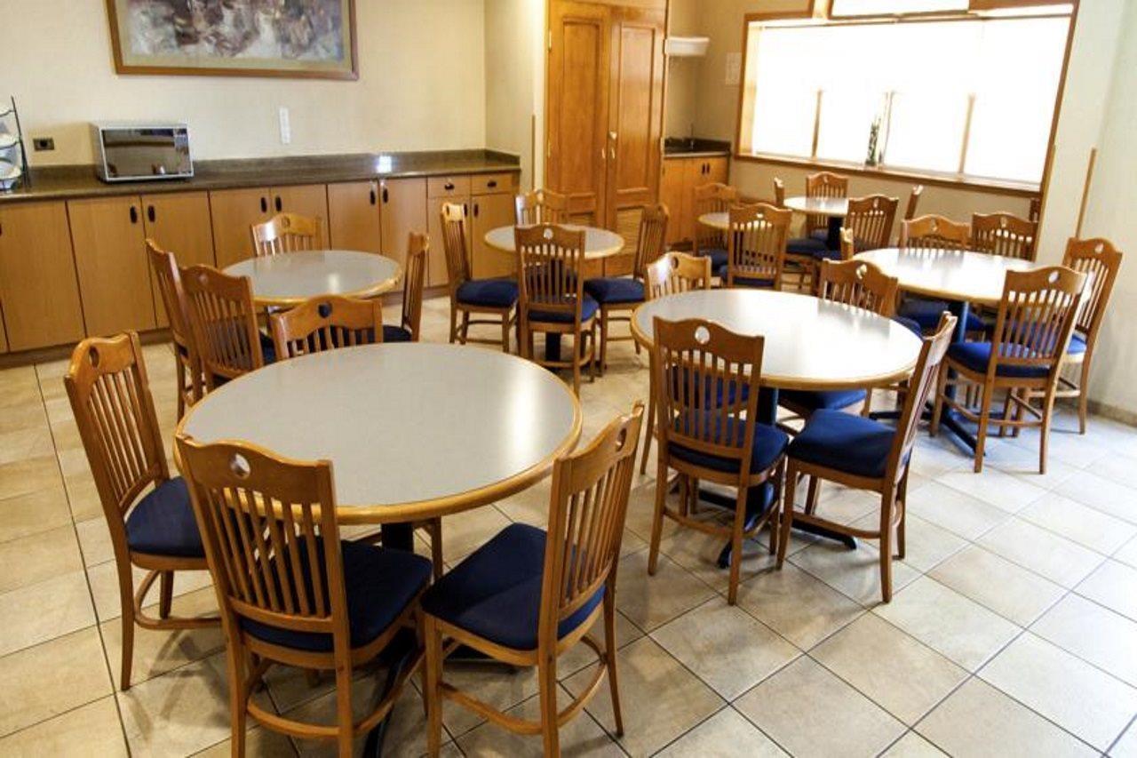 Microtel Inn & Suites by Wyndham Chihuahua Bagian luar foto